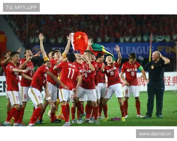 亚冠赛场风云再起豪强对决引爆激情各队全力冲击荣耀巅峰之战开启 - 副本 - 副本 (2)